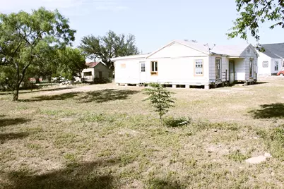 501 E Church Street, San Saba, TX 76877 - Photo 6