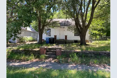 1110 S Houston Avenue, Denison, TX 75021 - Photo 1