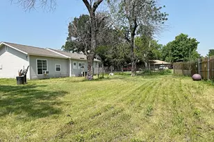 421 Jackson St, Krum, TX 76249 - Photo 24