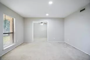 745 Oakland St, Grand Prairie, TX 75052 - Photo 4