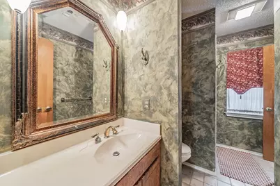 305 Warbler Drive, Bedford, TX 76021 - Photo 40