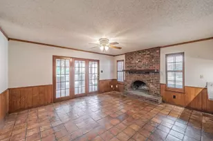 305 Warbler Dr, Bedford, TX 76021 - Photo 24