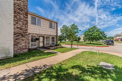 3626 Holly Tree Trail, Garland, TX 75044 - Photo 2