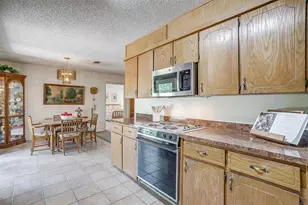 801 E 3rd St, Weatherford, TX 76086 - Photo 8