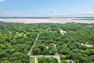 97 Oak Trail Dr, Gordonville, TX 76245 - Photo 2