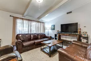 4937 Willowhaven Cir, Garland, TX 75043 - Photo 6