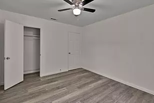 509 E Pine St, West, TX 76691 - Photo 22