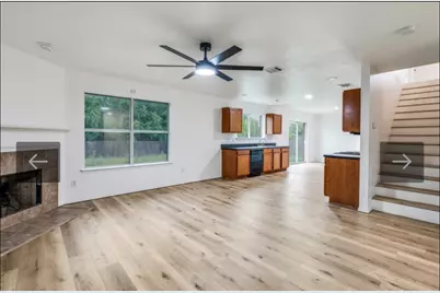 925 Blue Sky Drive, Arlington, TX 76002 - Photo 4