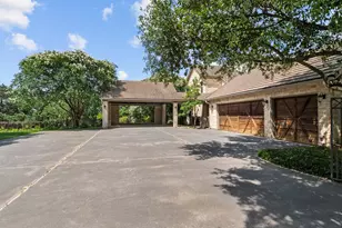 2316 Starlight Ct, Arlington, TX 76016 - Photo 2