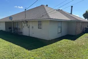 1713 Carrington, Glenn Heights, TX 75154 - Photo 2