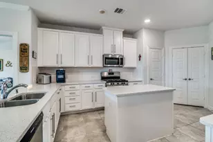 324 Jefferson Ln, Fate, TX 75189 - Photo 4