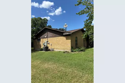 3704 Northpark Drive, Corsicana, TX 75110 - Photo 2