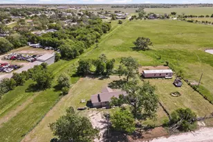 105 S Lavaca St, Whitney, TX 76692 - Photo 32