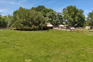 W Patterson St, Grand Saline, TX 75140 - Photo 12