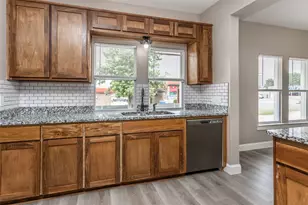 322&410 E Division St, Muenster, TX 76252 - Photo 14