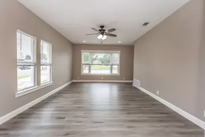 322&410 E Division Street, Muenster, TX 76252 - Photo 6