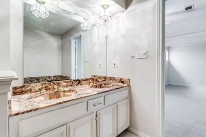 919 Liberty Court, Dallas, TX 75204 - Photo 20