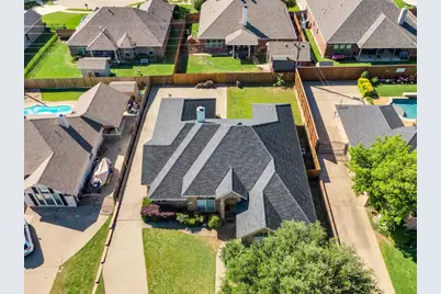 1607 W Westhill Drive, Cleburne, TX 76033 - Photo 6