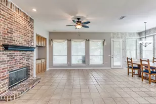 351 Southern Hills Dr, Fairview, TX 75069 - Photo 4