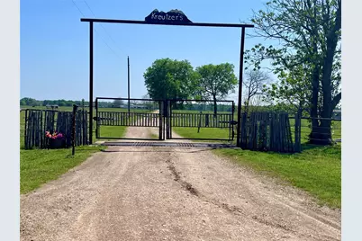 4798 E Fm 198, Lake Creek, TX 75450 - Photo 2