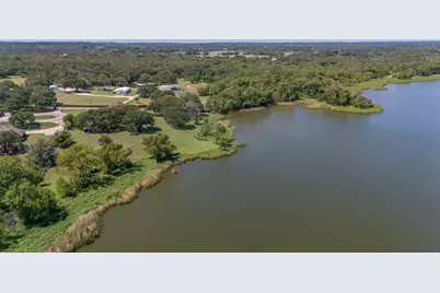 1701 W Lake Shore Drive, Alvarado, TX 76009 - Photo 8