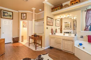 1701 W Lake Shore Dr, Alvarado, TX 76009 - Photo 32