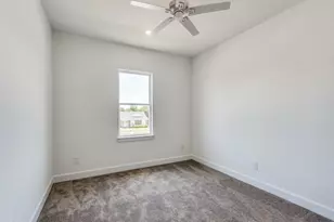 5621 Woodlands Dr, The Colony, TX 75056 - Photo 22