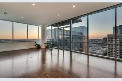 2200 Victory Avenue #2007, Dallas, TX 75219 - Photo 1