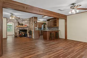 507 Cedar St, Edgewood, TX 75117 - Photo 2