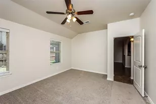 7660 Hollow Forest Dr, Fort Worth, TX 76123 - Photo 16