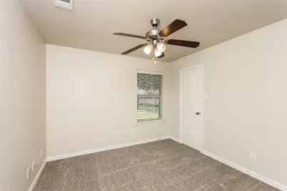 7660 Hollow Forest Drive, Fort Worth, TX 76123 - Photo 18