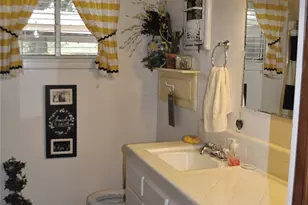 1405 Rolling Hills Dr, Graham, TX 76450 - Photo 20