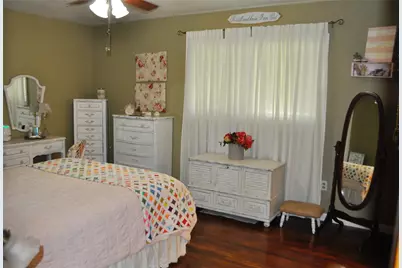 1405 Rolling Hills Drive, Graham, TX 76450 - Photo 14