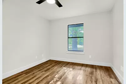 7586 W Line, Collinsville, TX 76233 - Photo 16