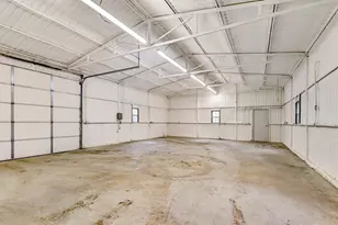 7586 W Line, Collinsville, TX 76233 - Photo 22