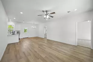 112 Cedar Shadow Ln, Whitney, TX 76692 - Photo 4