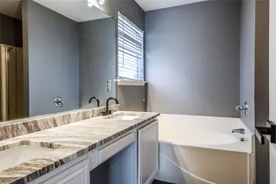 620 Kristi Lane, Cedar Hill, TX 75104 - Photo 2