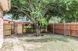 620 Kristi Ln, Cedar Hill, TX 75104 - Photo 24