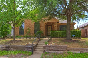 7021 Teal Dr, Fort Worth, TX 76137 - Photo 2