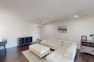 903 Turtle Lake Blvd, Irving, TX 75060 - Photo 6