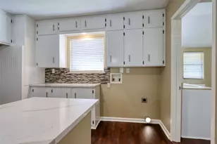 516 S Church St, Pilot Point, TX 76258 - Photo 8