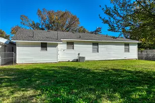 516 S Church St, Pilot Point, TX 76258 - Photo 32