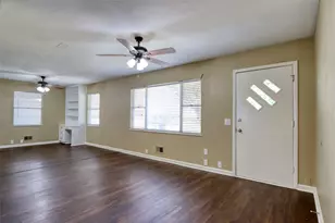 516 S Church St, Pilot Point, TX 76258 - Photo 2