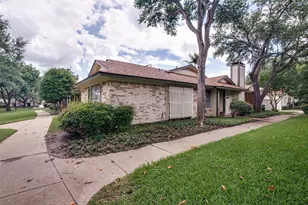 1916 Cobblestone Ln, Garland, TX 75042 - Photo 2