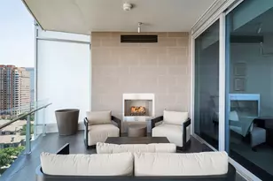 3130 N Harwood St, Dallas, TX 75201 - Photo 28