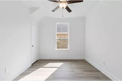 444 Avian Way, Godley, TX 76044 - Photo 2