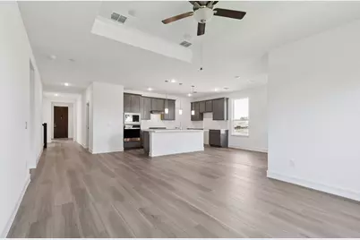 444 Avian Way, Godley, TX 76044 - Photo 4