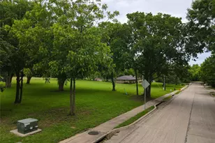 2904 W Washington St, Sherman, TX 75092 - Photo 1