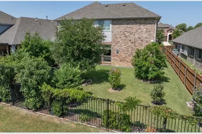 9409 Meadowpark Drive, Denton, TX 76226 - Photo 30