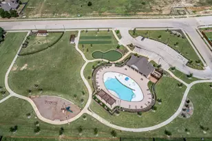 9409 Meadowpark Dr, Denton, TX 76226 - Photo 40